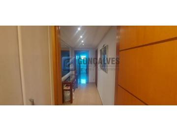 A (20) · Apartamento Residencial 3 suítes com 2 vagas em Vila Bastos, Santo André – 200 m²
