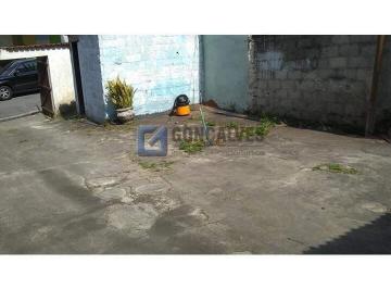 A (25) · Terreno Comercial à Venda em Nova Petrópolis, SBC – 202 m² com 8 Vagas