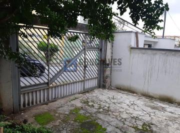 A (35) · Casa à Venda em Vila Duzi, SBC — 2 Quartos, 4 Vagas