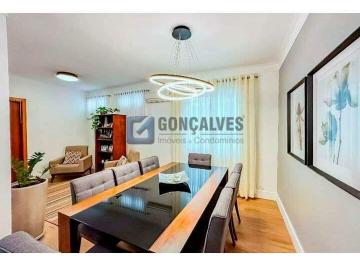 A (30) (2) · Casa à venda em Nova Petrópolis, SBC — 3 quartos, 2 suítes, 4 vagas