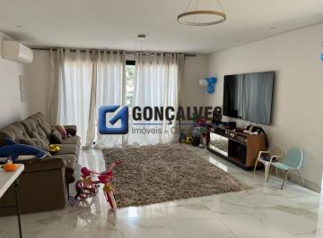 Casa · 258m² · 2 Quartos · 4 Vagas · Sobrado no Bairro Olimpico em São Caetano do Sul com 258m² de construção e 146m² de terreno
