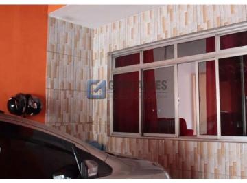 A (20) · Casa à venda em Assunção, São Bernardo do Campo – 3 quartos, 2 vagas, aceita permuta