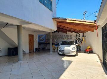 A (25) · Sobrado Residencial com 3 Dormitórios, 4 Vagas em Santa Terezinha – Santo André