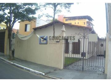 (30) · Casa à venda em Vila Euclides, SBC - 3 quartos, 6 vagas, 240 m² útil