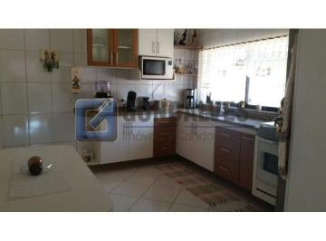 IMG-20171108-WA0117 · Casa Residencial à Venda em Batistini, São Bernardo do Campo – 3 Quartos, 2 Suítes, 16 Vagas