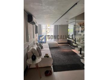 A (45) · Sobrado Residencial 2 Suítes com Espaço Gourmet e 5 Vagas em Casa Branca – Santo André