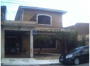 (28) · Sobrado Residencial à Venda em Assunção, São Bernardo do Campo – 3 dorms, 1 suíte, 7 vagas