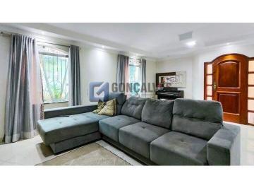 A (80) · Sobrado Residencial em Vila Pires, Santo André – 4 quartos, 1 suíte, 15 vagas