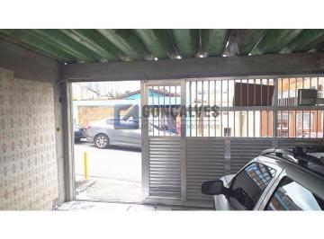 A (30) · Casa à venda em Diadema (Taboão) – 2 Quartos, 2 Vagas, R$ 430.000