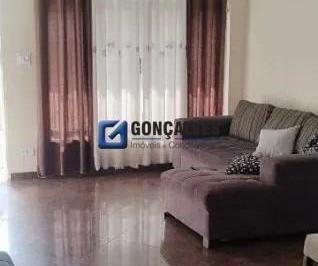 Casa · 220m² · 3 Quartos · 2 Vagas · Sobrado residencial para alugar em Vila Curuçá, Santo André – 3 suítes, 2 vagas, 220 m²