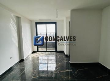 Comercial · 32m² · Salas Comerciais à Venda em Santo André – 32,32 m² com Porcelanato, 1 Banheiro e Varanda