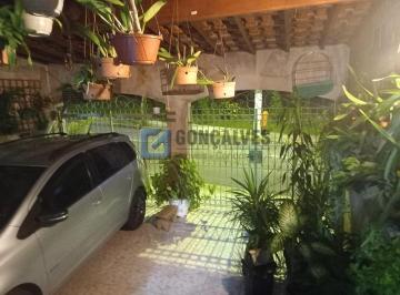 A (32) · Sobrado Residencial com 3 suítes em Jordanópolis, São Bernardo do Campo – 140 m²
