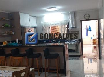 Casa · 177m² · 3 Quartos · 4 Vagas · Sobrado à Venda em Santo André - Vila Cecília Maria | 3 suítes, 4 vagas, 176,93 m²