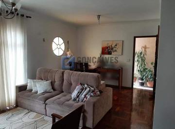 A (40) · Sobrado Residencial à Venda em Nova Petrópolis, São Bernardo do Campo – 3 Quartos, 5 Vagas
