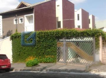 PTDC0012 · Casa Residencial 2 Quartos no Campestre, Santo André – Ampla com 10 Vagas