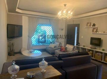 A (20) · Sobrado Residencial com 3 suítes, 4 vagas em Nova Petrópolis, São Bernardo do Campo