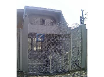 A (30) · Sobrado Residencial com 3 suítes, 3 vagas e quintal em Anchieta, SBC
