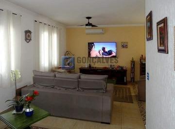A (50) · Sobrado Residencial 3 Dorms + Suíte em Nova Petrópolis, SBC - 178 m²