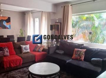 Casa · 280m² · 4 Quartos · 4 Vagas · Sobrado Residencial 4 Quartos no Campestre (Santo André) – Financia
