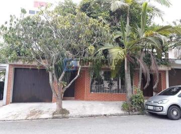 A (20) · Sobrado residencial com piscina em Santa Terezinha, SBC – 3 Vagas e 327 m²