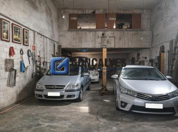 Comercial · 420m² · 6 Vagas · Galpão Industrial com 210m² e Residencial no Piso Superior com 210m² no Bairro Santo Antônio em São 