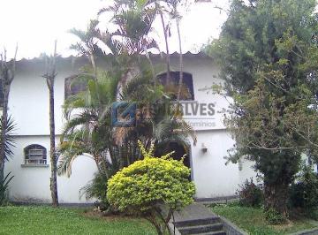 31 · Sobrado residencial com piscina em Jardim São Caetano – 5 quartos, 2 vagas