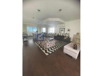 A (30) · Casa Residencial à venda em Demarchi, São Bernardo do Campo – 5 quartos, piscina, 6 vagas