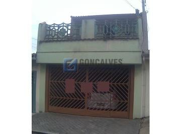(23) · Casa à venda em Assunção, São Bernardo do Campo — 2 suítes, 2 vagas.