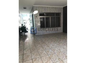 A (19) · Sobrado Comercial à Venda em Jardim Nazareth, SBC – 3 Quartos, 2 Vagas