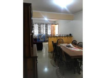 A (30) · Casa residencial à venda em Jardim Petroni, SBC — 3 dorms, 1 suíte, 2 vagas