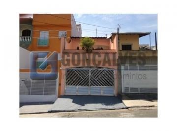 639002001836796 · Sobrado residencial à venda em Jardim Las Vegas, Santo André — 165 m² internos, 2 vagas de garagem