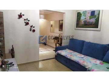 A (35) · Casa à Venda em Jardim Hollywood, São Bernardo do Campo – 190 m², 4 Quartos, Frente