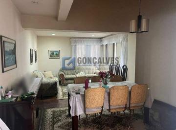 A (54) · Sobrado à venda no Centro de São Bernardo do Campo – 3 quartos, 2 vagas, 150,10 m²