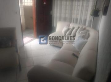A (31) · Casa à venda em Montanhão, SBC - 3 quartos, 2 vagas, R$ 850.000