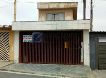 4 · Casa 3 Quartos com Suíte em Vila Guarani, Santo André – R$ 640.000