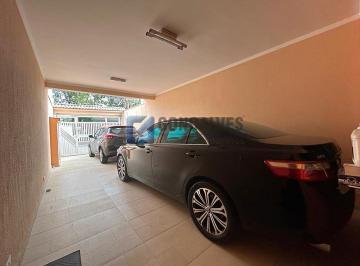 A (21) · Sobrado Comercial à Venda em Jardim Bom Pastor, Santo André – 3 suítes, 2 vagas