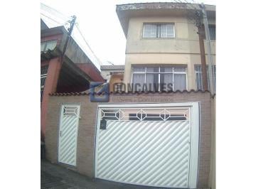 (19) · Sobrado Residencial com 3 Quartos e 3 Vagas em Jardim Calux, São Bernardo do Campo – Venda