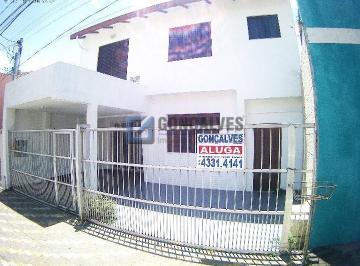 24 · Casa para aluguel em São Caetano do Sul (Cerâmica) – 2 quartos, 1 vaga