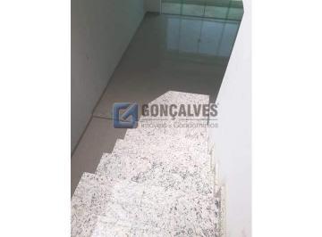 A (31) · Sobrado Residencial com 3 suítes, 6 vagas e grande área em Jardim Bom Pastor – Santo André
