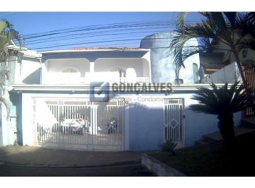 (21) · Sobrado residencial à venda em Independência, São Bernardo do Campo - 5 quartos, 3 suítes e 5 vagas