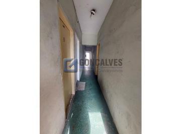 A (35) · Prédio Comercial de 400 m² à Venda em Santo André (Utinga) – R$ 1.559.000,00
