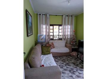 A (40) · Casa à venda em Assunção, São Bernardo do Campo – 2 quartos, 3 vagas, terreno 244m²