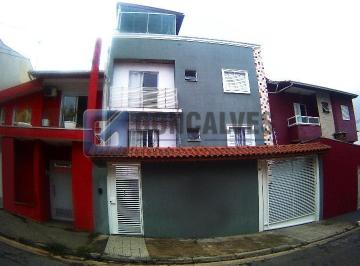 SA4 · Apartamento 2 dormitórios com suíte, varanda e quintal em Vila Cecília Maria – Santo André