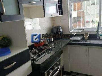 Casa · 164m² · 4 Quartos · 2 Vagas · Casa com 4 quartos à venda no Bairro Casa Branca em Santo André/SP.