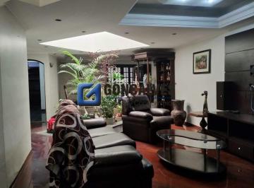 Casa · 450m² · 3 Quartos · 3 Vagas · Sobrado residencial à venda em Vila Euclides, SBC – 3 suítes, 3 vagas