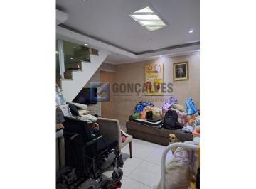 A (50) · Sobrado Residencial com 3 Quartos em Jardim Ipanema – SBC, 2 Vagas