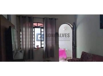 A (40) · Casa à venda em Vila Palmares, Santo André – 2 quartos, 2 vagas