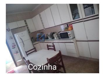 01 · Sobrado Residencial 3 Quartos com 2 Vagas em Jardim Las Vegas, Santo André – R$ 530.000
