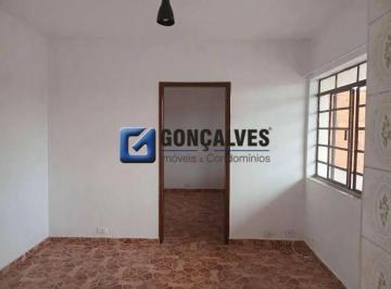 Casa · 270m² · 1 Quarto · 3 Vagas · Sobrado Residencial 270 m² em Jordanópolis, SBC – 3 Vagas