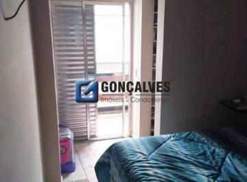 Casa · 102m² · 3 Quartos · 3 Vagas · Sobrado Residencial em Demarchi, SBC – 3 Quartos, 102 m², Varanda Gourmet e 3 Vagas